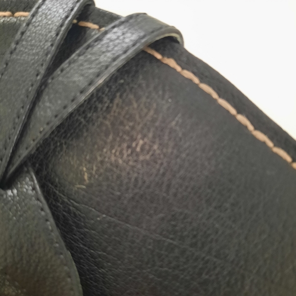 Frye Carson Ring Sling Black Leather T Strap Sandals Studded Details Womens 9M - Picture 11 of 15